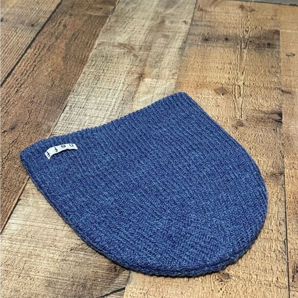 Neff beanie hat - Picture 3 of 9